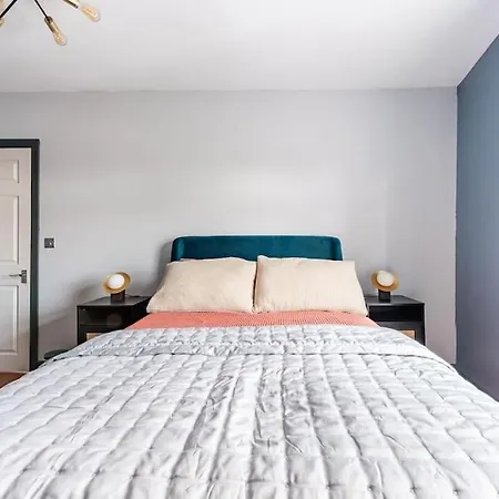 Apartment Harbourside Haven - Stylish Retreat In Hotwell - Free Parking *