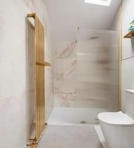 Harbourside Haven - Stylish Retreat In Hotwell - Free Parking Bristol